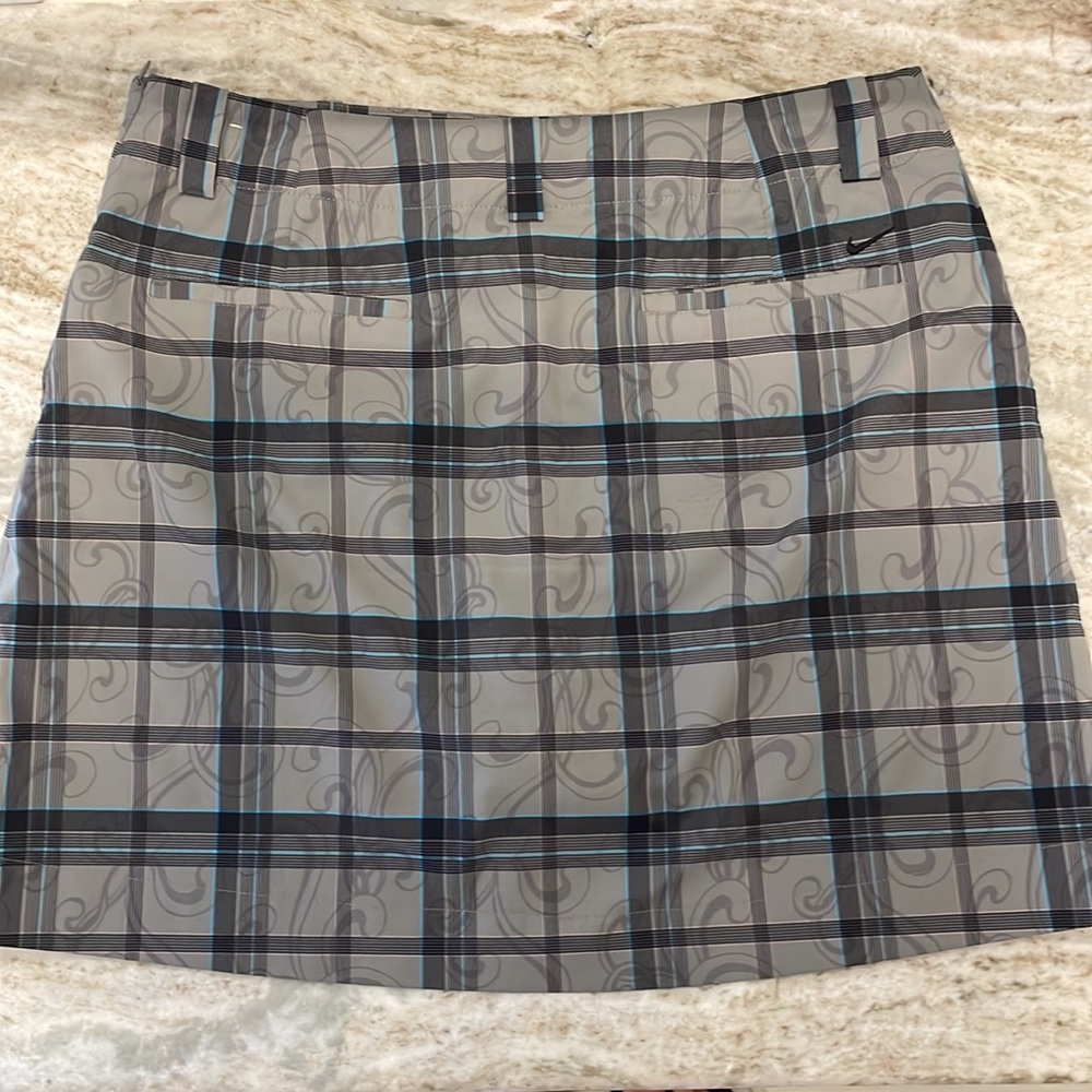 Nike Golf Skort - Picture 2 of 7